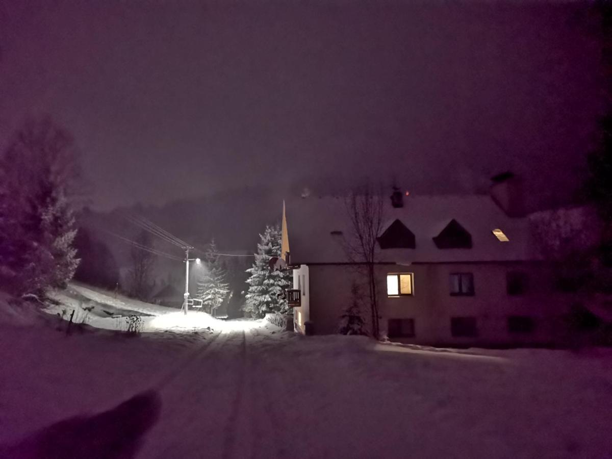 Penzion Zazrifka Zazriva Bagian luar foto