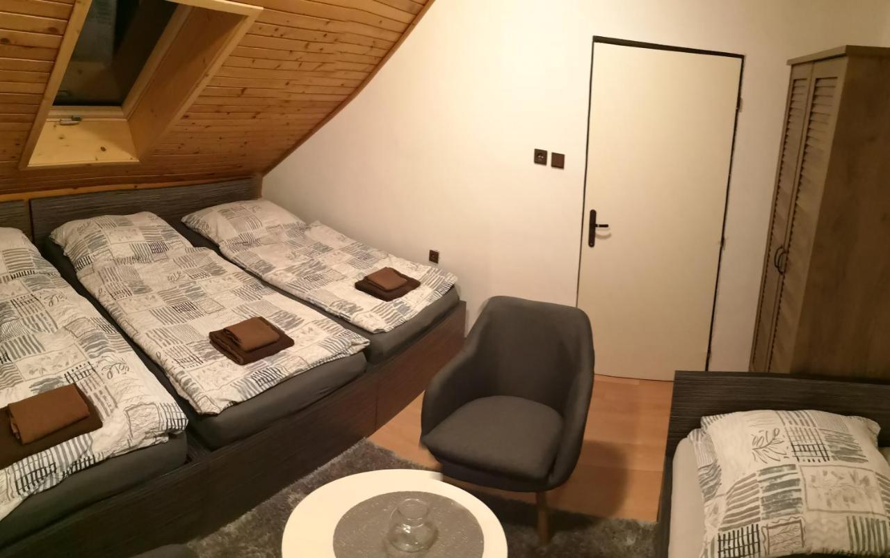 Penzion Zazrifka Zazriva Bagian luar foto